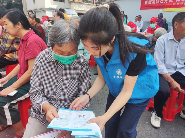 活动现场 （侯芦芯 摄）